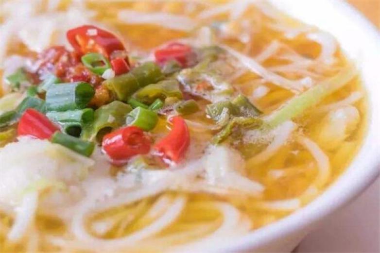 鲁小二酸菜鱼米线